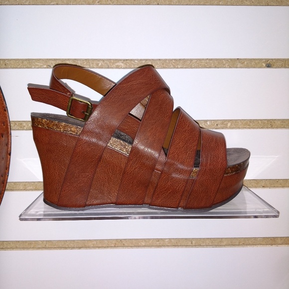 Strappy Wedge Sandal - Picture 4 of 4